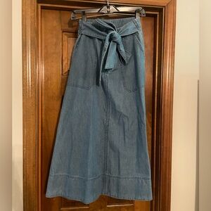 Universal Thread Jean skirt